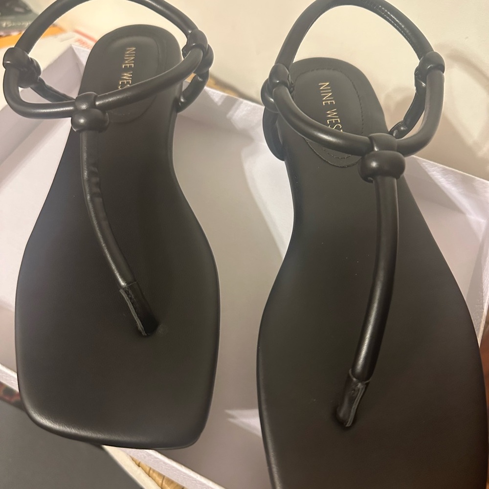 Nine West Black Women's Sandals - Picture 2 of 4